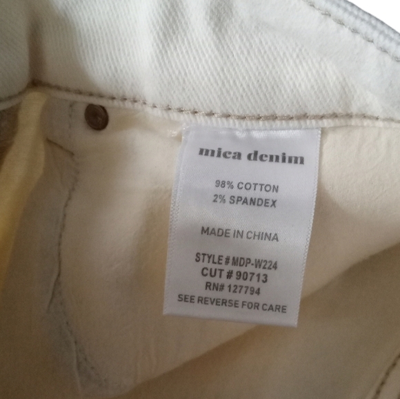 Mica Women's High Waisted Cream Flare Slit Wide Leg Jean NWT Size 24 - Picture 5 of 11